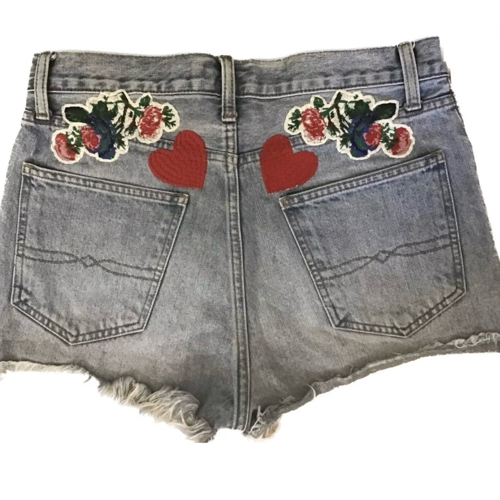 lucky brand hand crafted size 6/28 jeans shorts